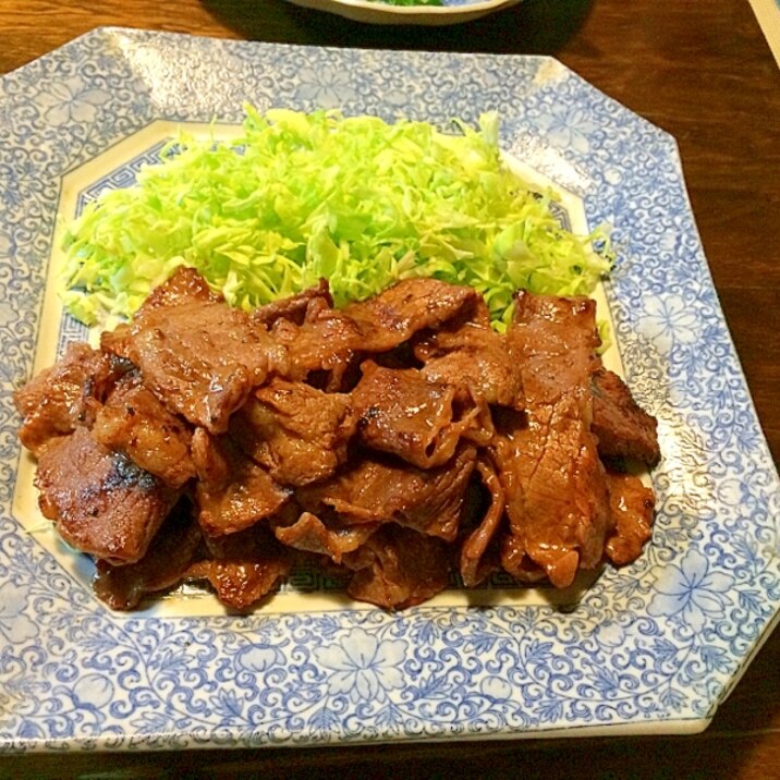 牛肉のスタミナ炒め☆春キャベツ添え